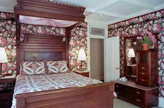 Hotel St. Elmo 3*