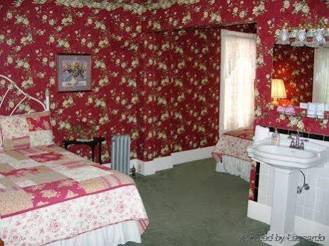 Hotel St. Elmo
