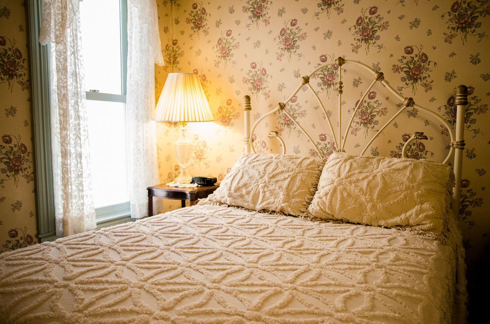 St. Elmo Hotel